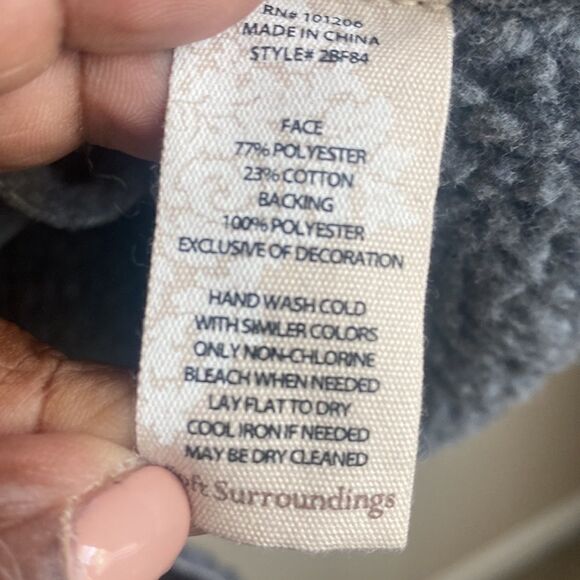 Soft Surroundings Gray Sherpa Vest S - Picture 6 of 8